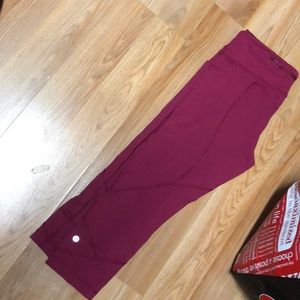 Lululemon size 10 maroon